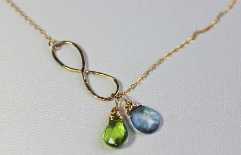 Mothers Grandmas. Peridot Gem. Personalized Family Birthstone Infinity Circle of Love 14K Gold Filled Necklace Briolette