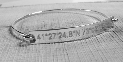 Personalized Engraved Bracelet LATITUDE & LONGITUDE , Custom Coordinate Bangle Bar Bracelet - LillaDesigns